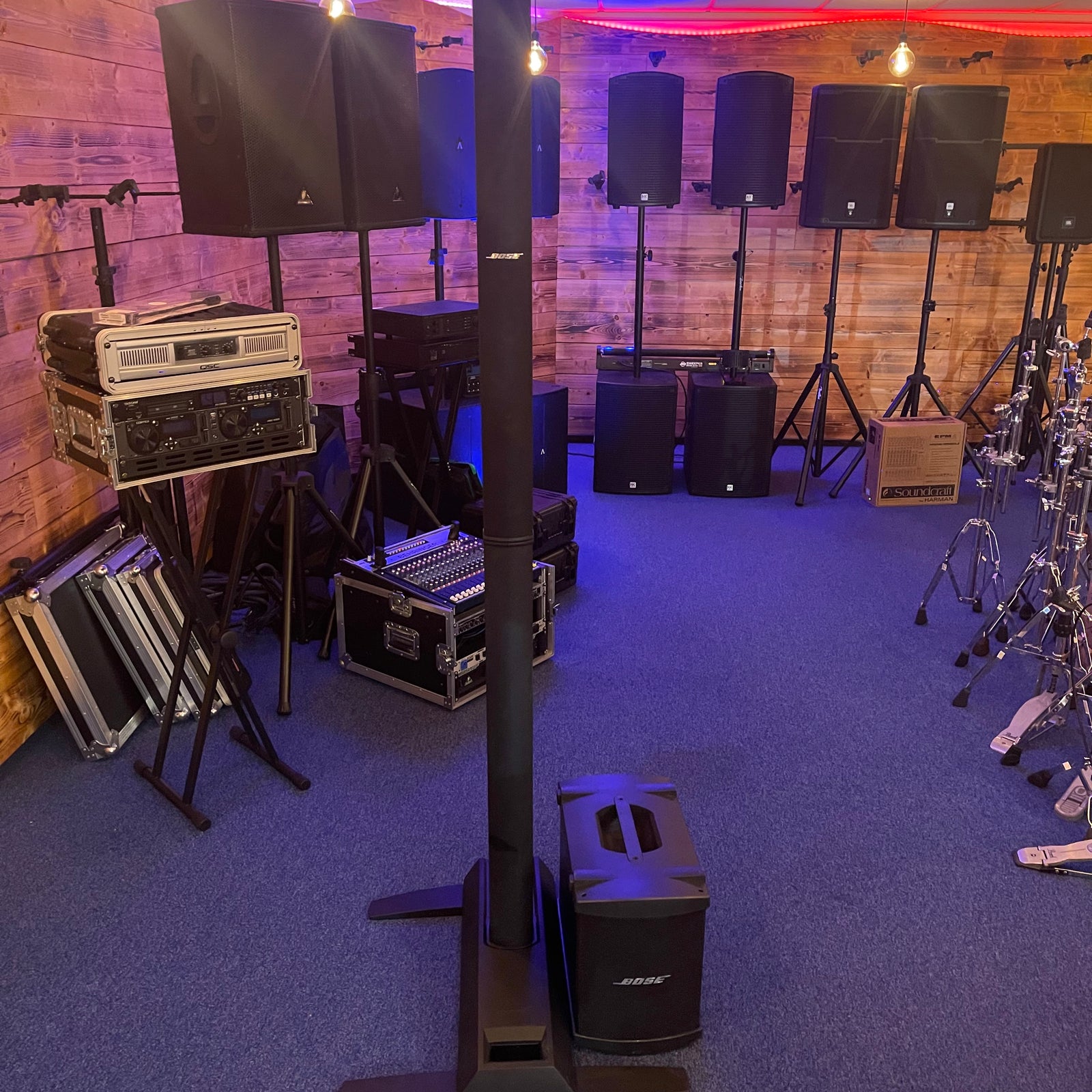 Bose L1 Model 1S met B1 basmodule (Demo Winkel)