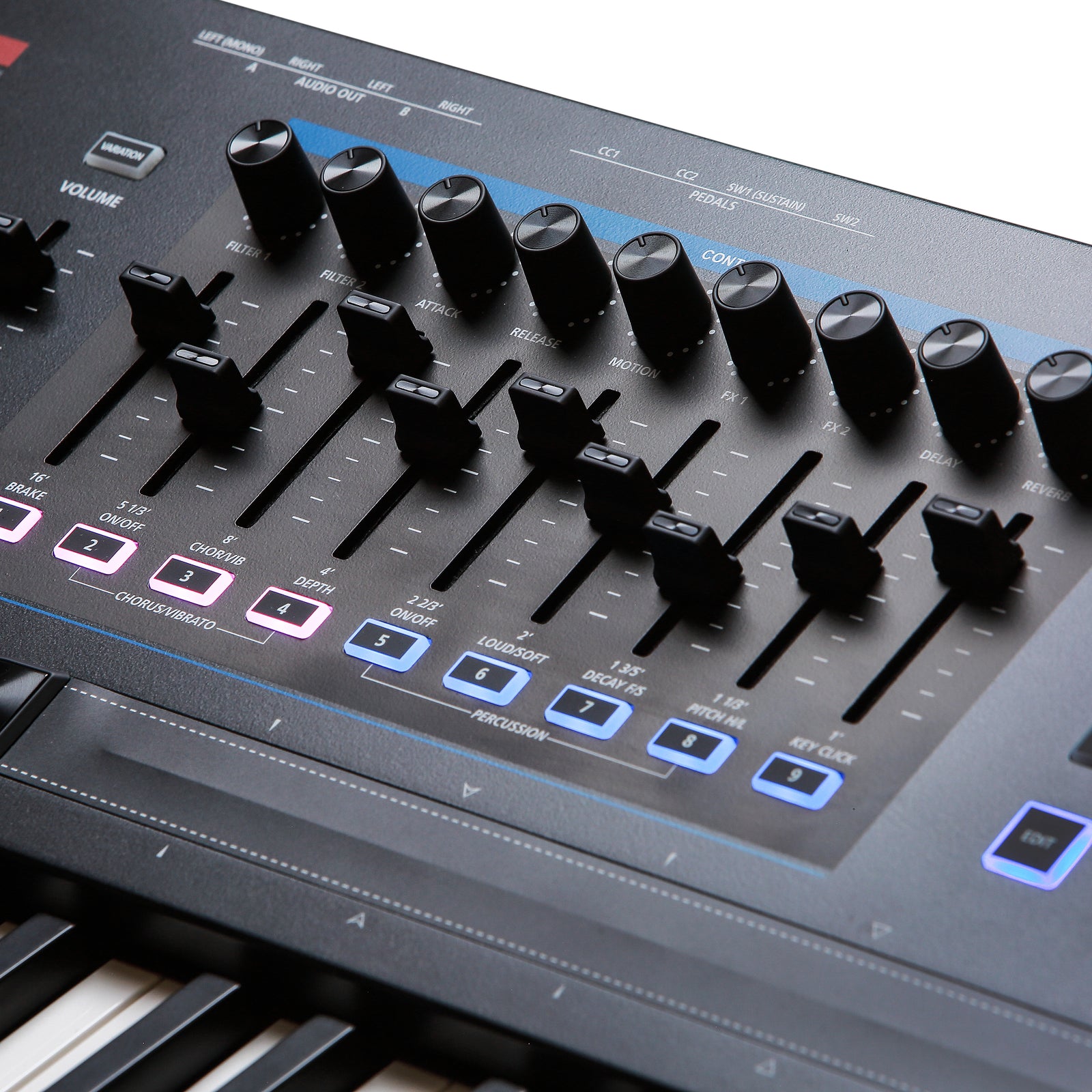Kurzweil – K2700 – Synthesizer
