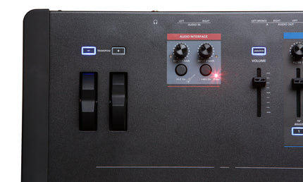 Kurzweil – K2700 – Synthesizer
