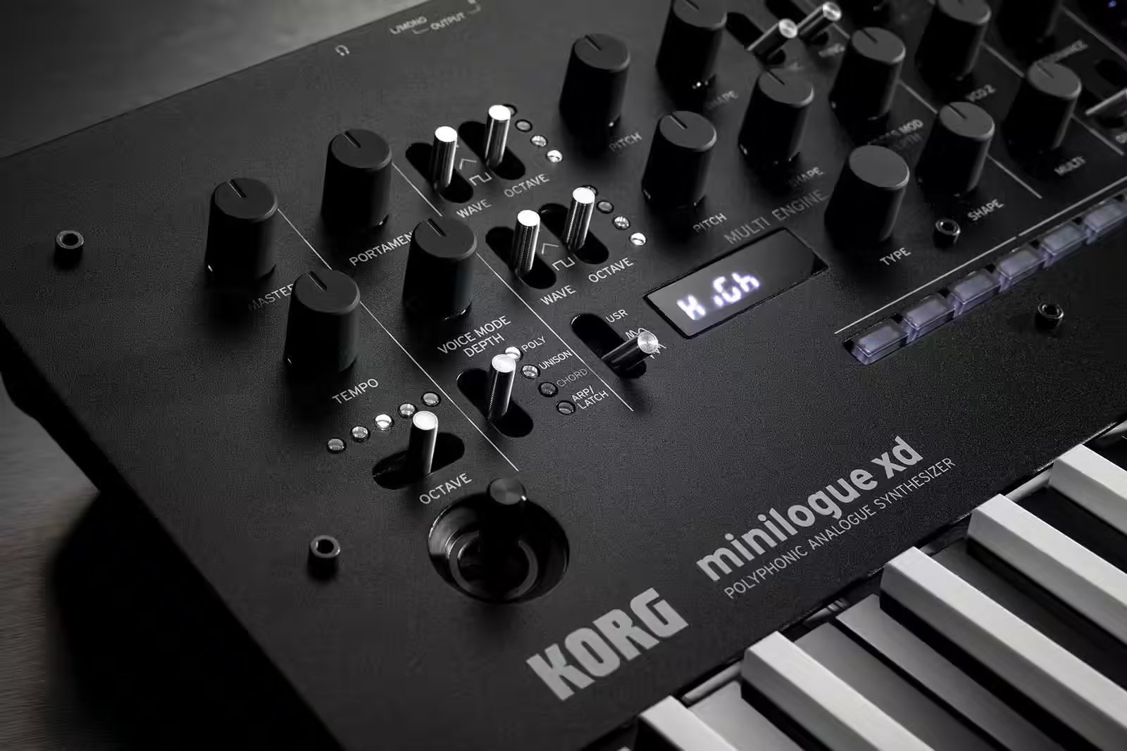 Korg MINILOGUE XD REVERSE EDITION