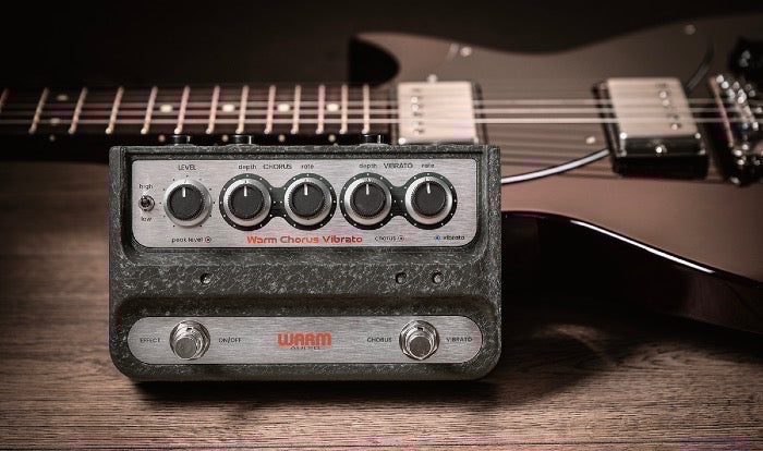 Warm Audio - WAC1 - Het Warm Audio Wa-c1 Chorus & Vibrato Pedaal Brengt Vintage Modulatieklanken Naar Moderne Setups, Met Rijke, Analoge Chorus- En Vibrato-effecten En Diepe Aanpassingsmogelijkheden Via De Snelheid- En Diepteknoppen