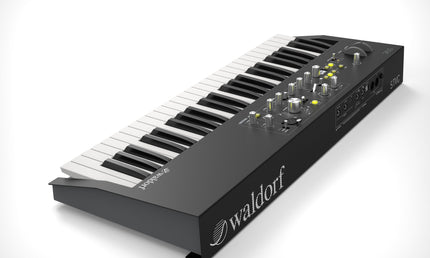 Waldorf – STVC – String Synthesizer with Vocoder