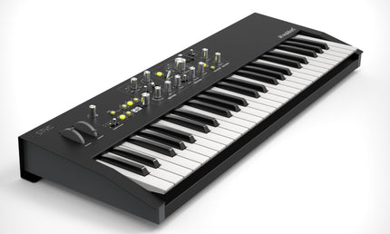 Waldorf – STVC – String Synthesizer with Vocoder