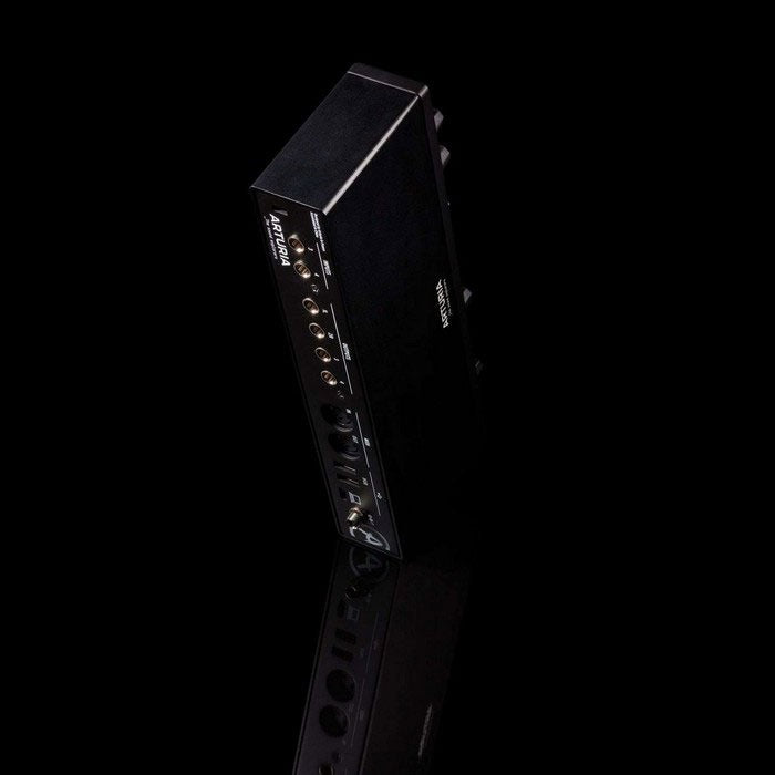 Arturia - ARMINIFUSE4BL -  Audio Interface