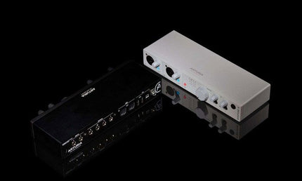 Arturia - ARMINIFUSE4WH - Audio Interface