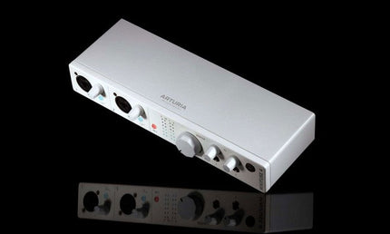 Arturia - ARMINIFUSE4WH - Audio Interface