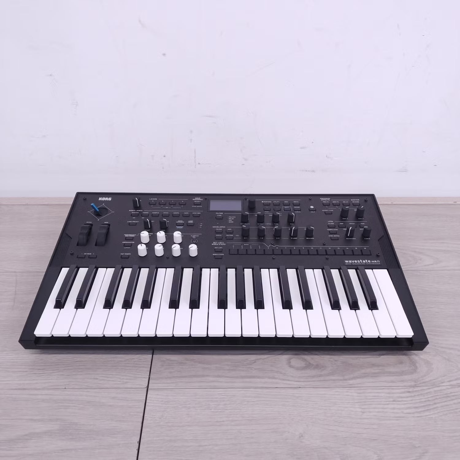 Korg Wavestate MK2 Synthesizer
