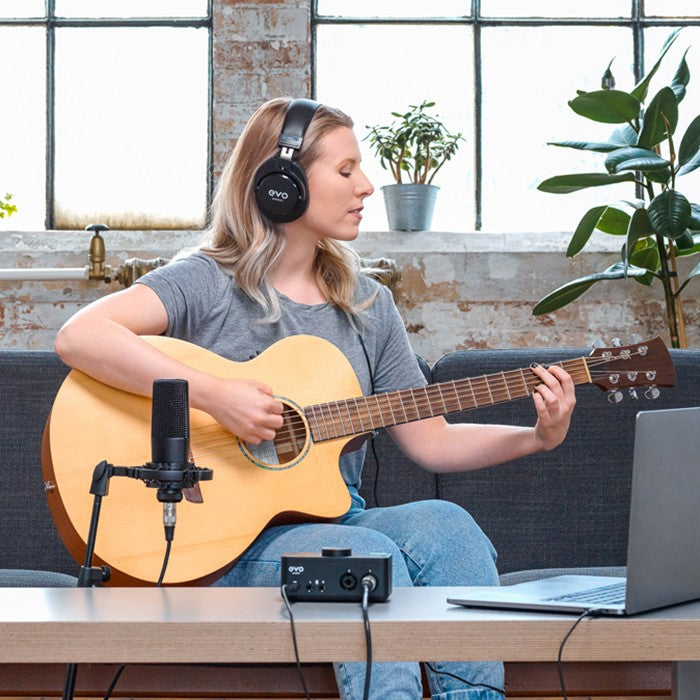 EVO - EVOSRB - Evo 4 + Sr-1 Mic + Sr2000 Headphones