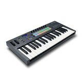 Novation – RNO FLKEY-37 – Midicontroller