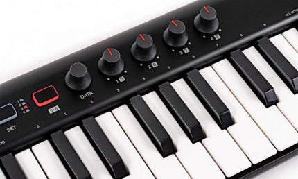 IK Multimedia - IKMIRIGKEYS2PRO - Midi Keyboard Controller with Audio Output & Full-sized Keys