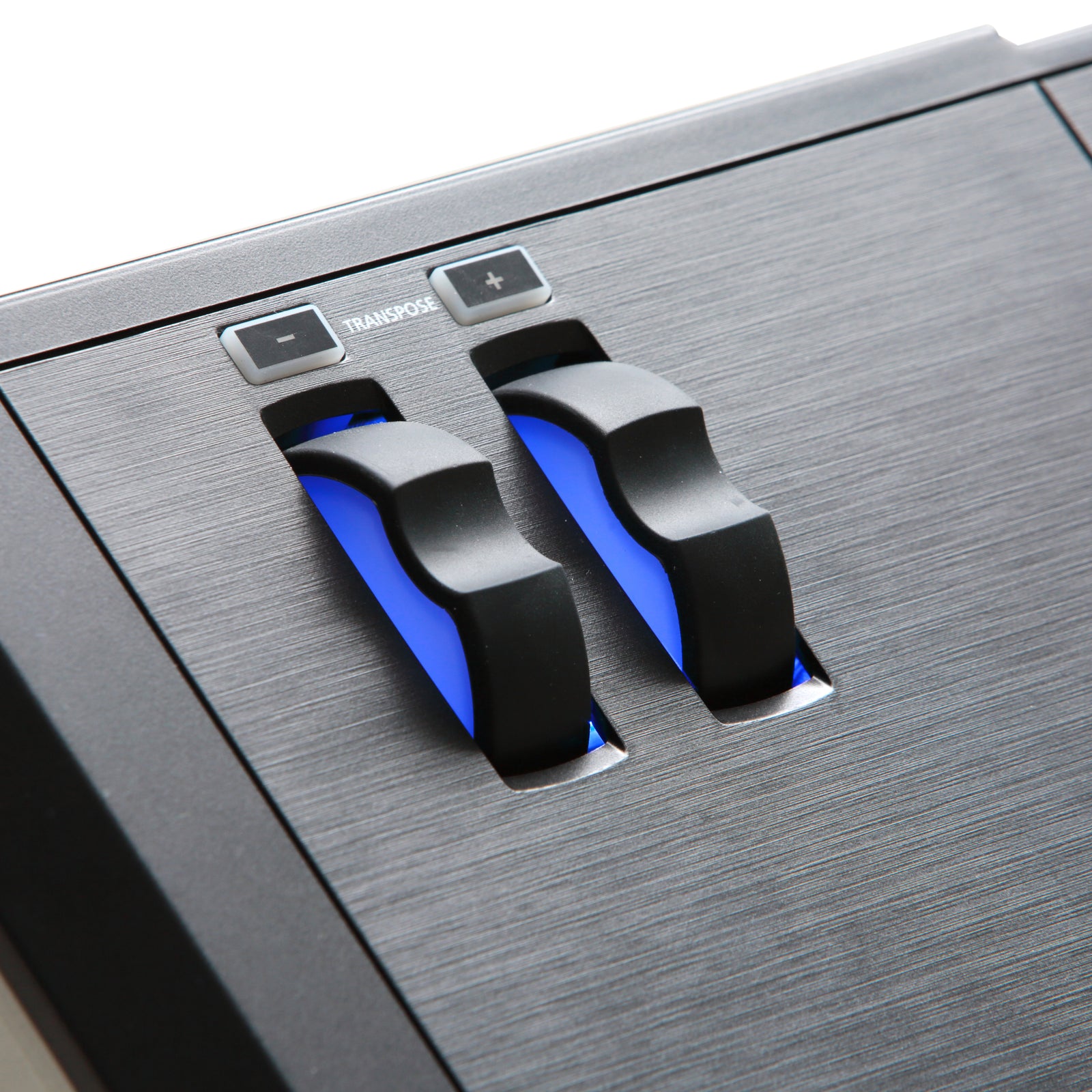 Kurzweil PC4 Synthesizer Workstation