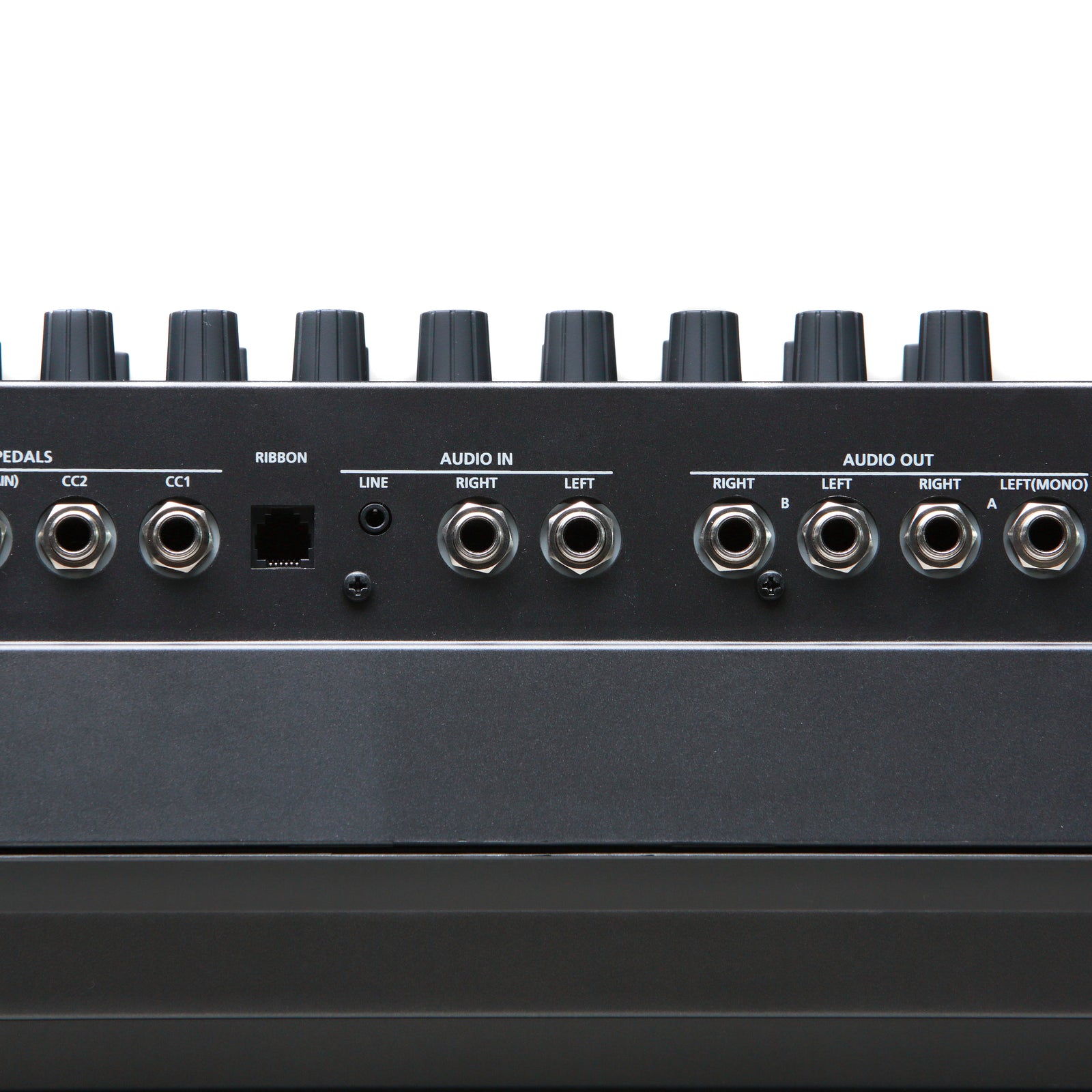 Kurzweil PC4 Synthesizer Workstation