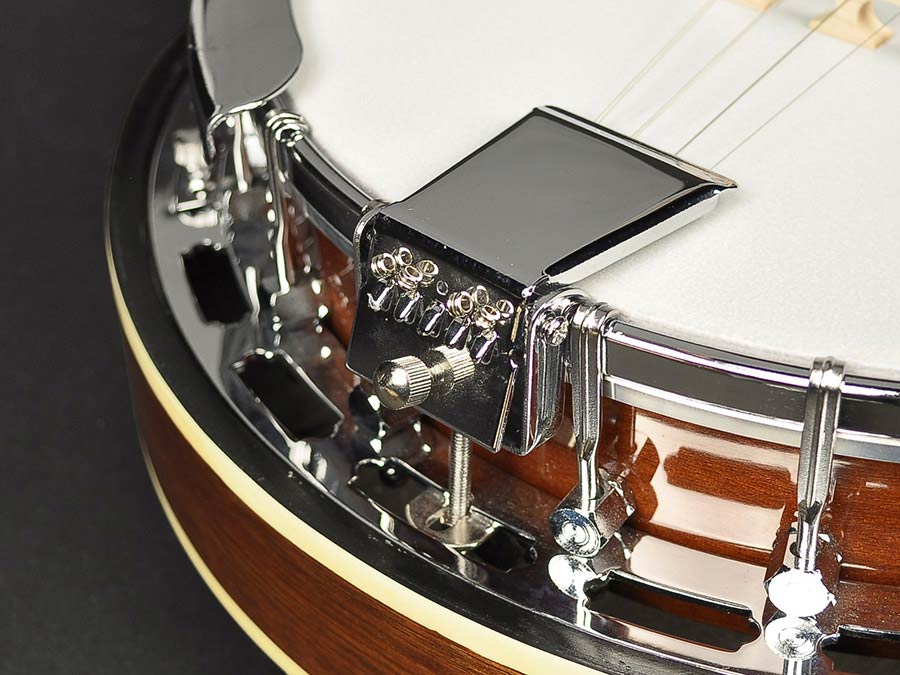 Richwood RMB-604-SS Heritage Series tenorbanjo 4-snarig, mahonie ketel, 17 frets