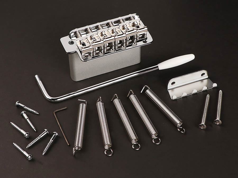 Gotoh - GTH16244 - GE101T vintage tremolo 6 screws pitch 11.3mm, steel saddles , chrome