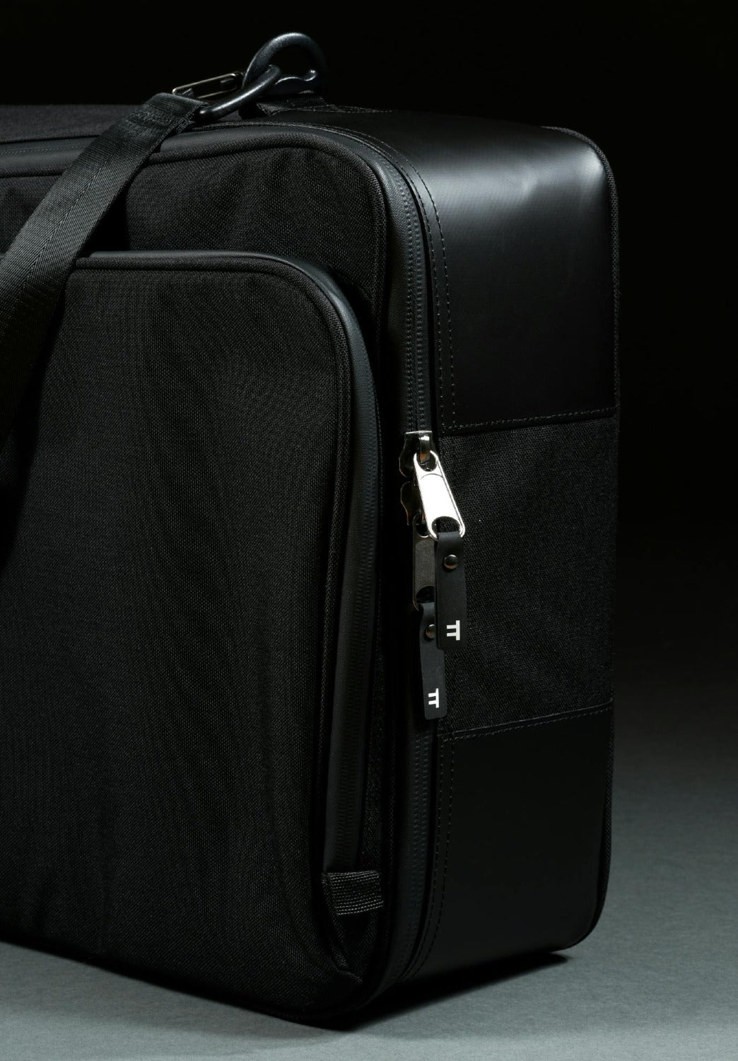 Expressive E - EXOSMOSESC - Softcase for Osmose 49